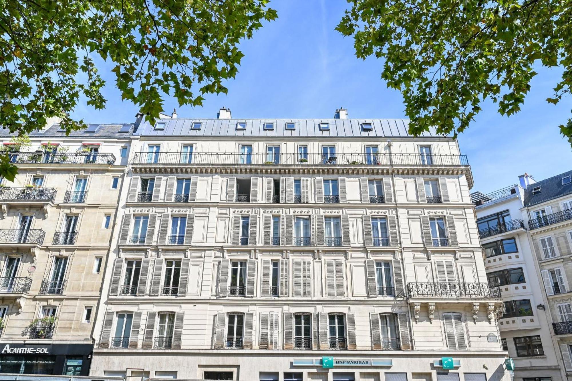 Champs-Elysees & Arc De Triomphe - Cityapartmentstay Париж Екстериор снимка